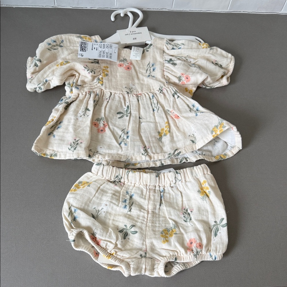 H&M Cream Floral summer Set